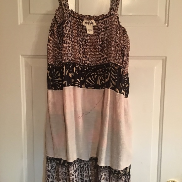 Dress - Picture 7 of 8